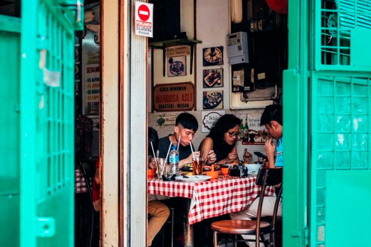 Bosan Dengan Kafe Kekinian Kuliner Lawas Yang Legendaris Di