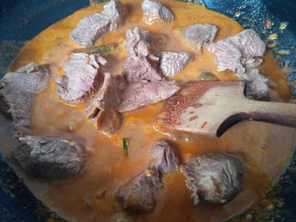 Resep Rendang Sebagai Stok Makanan di Bulan Puasa Womantalk