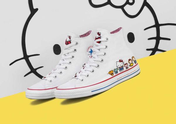 Penggemar Hello Kitty Wajib Punya Koleksi Sepatu Converse