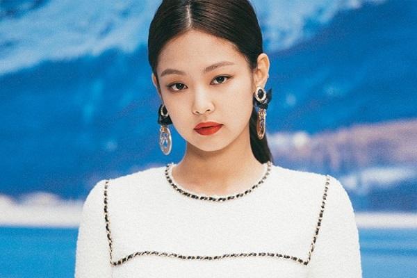 Jadi Brand Ambassador Chanel Korea Jennie Blackpink Hadiri Fashion Show Terbaru Chanel Womantalk