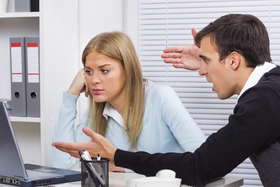 4 Cara Agar Selamat Dari Atasan Yang Menyebalkan Di Kantor Womantalk